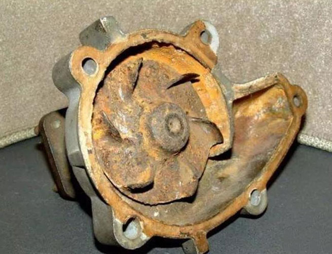 循環(huán)水泵內(nèi)部生銹怎么辦？